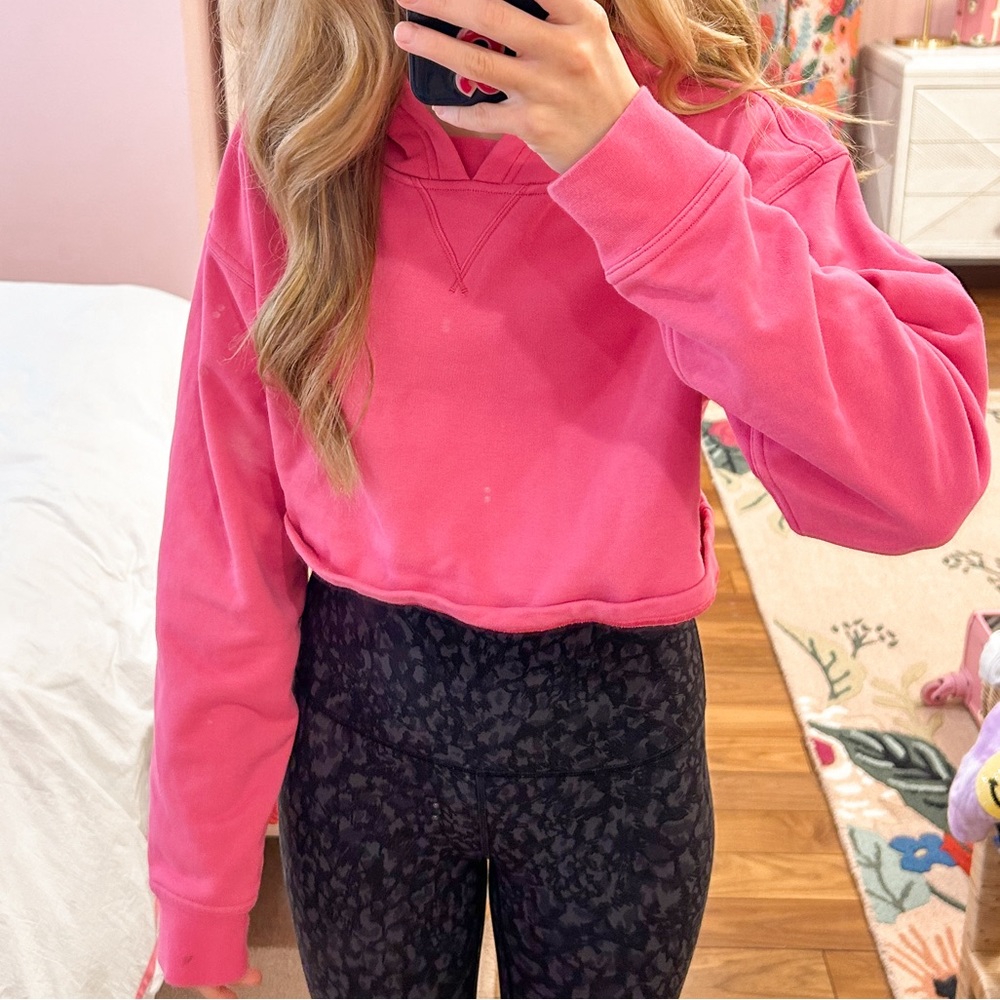 *LULULEMON* Cropped Hoodie 🍋